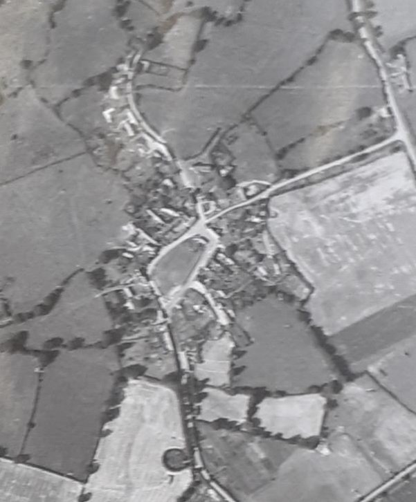 Aerial Photograph of Shearsby in August 1945 (Record Office for Leicestershire, Leicester and Rutland DE9293/17/3102)