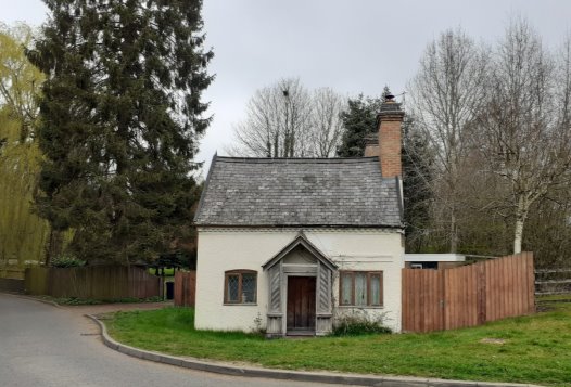 Photo of Tollgate Cottage on the corner Lutterwoth Road at the Conservation Area Boundary.